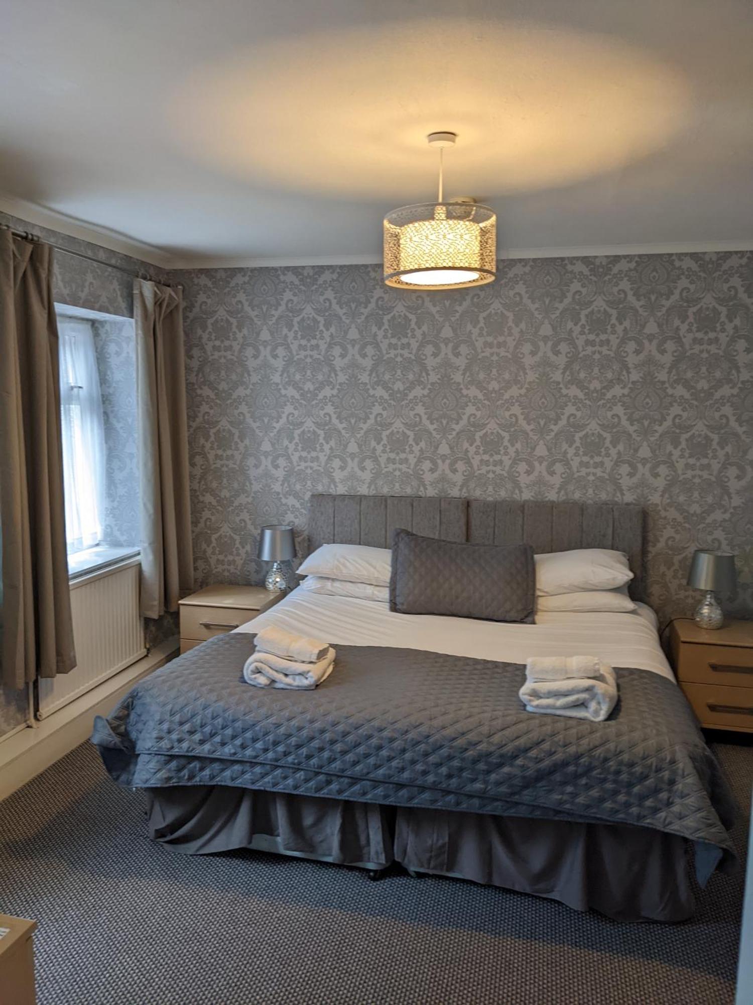 The Paddocks Hotel Symonds Yat Exterior photo